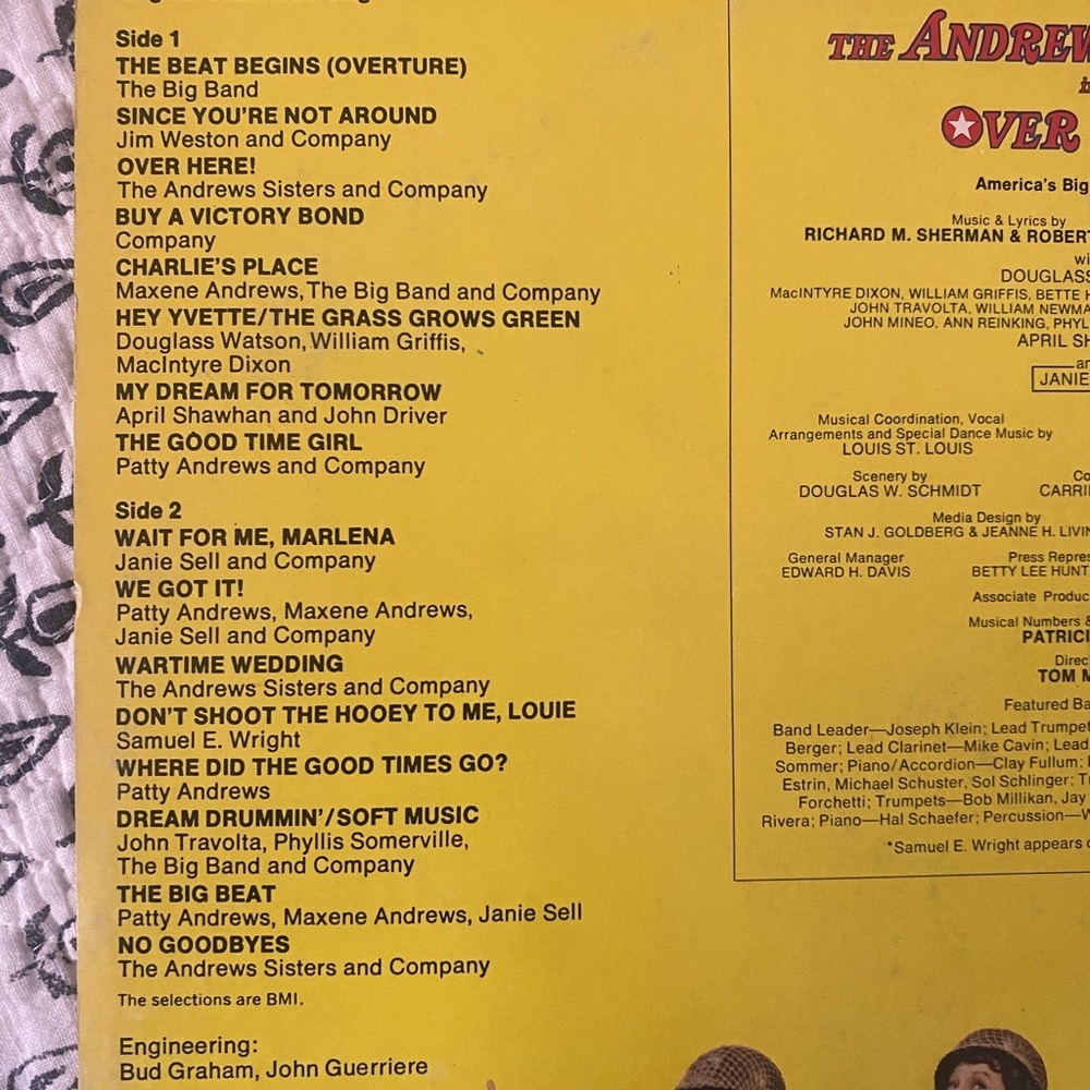 The Andrew Sisters album RARE ✨ - Picture 2 of 4